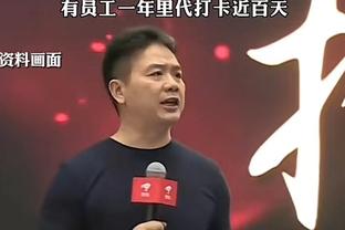 吹懵了~浓眉赛后表情凝重不开心？老詹和他庆祝胜利才露出笑容